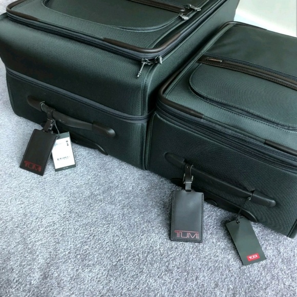 Tumi Bags New Tumi Luggage Set 2 Pieces Poshmark